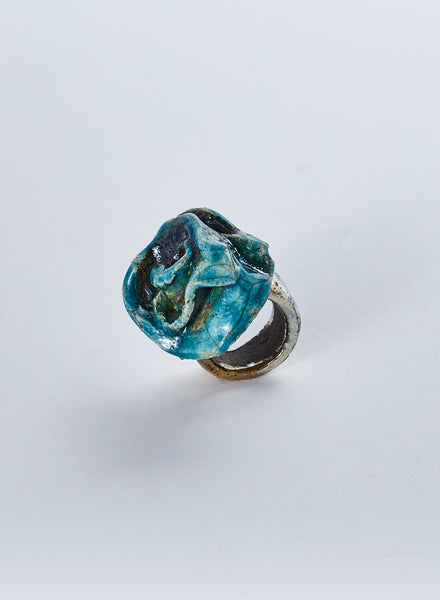anello fatto a mano in ceramica raku a forma di fiore azzurro