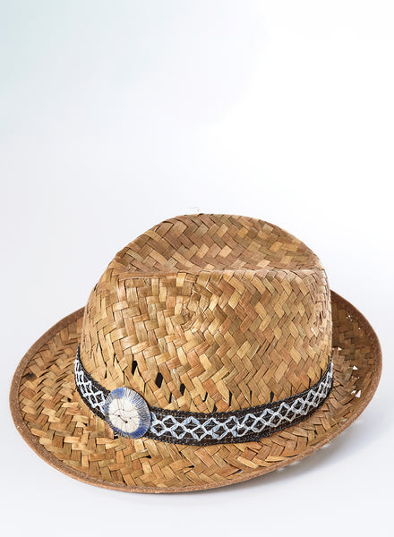 Cappello in paglia traforata e bottone fatto a mano in ceramica Raku bianco