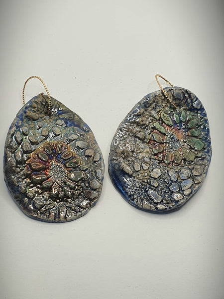 Orecchini fatti a mano in ceramica raku