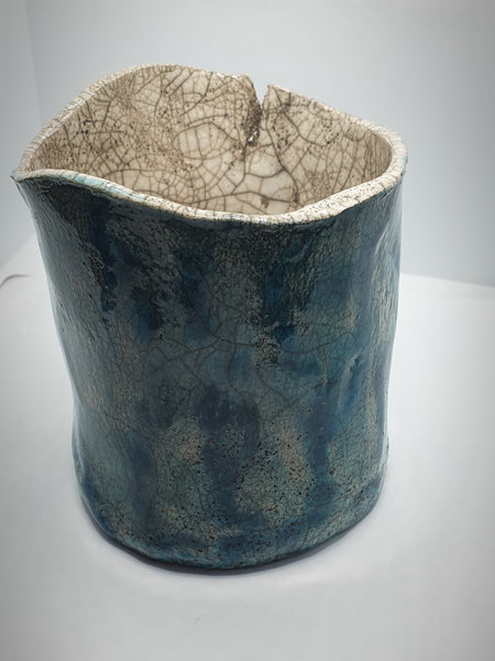 piccolo vaso fatto a mano in ceramica raku