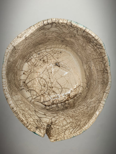 piccolo vaso fatto a mano in ceramica raku
